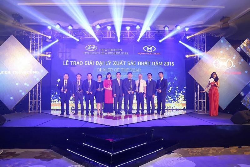 Vinh danh 8 đại lý Hyundai tiêu biểu năm 2016