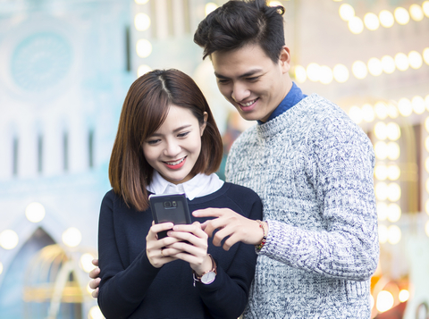VinaPhone Plus tặng quà &quot;khủng&quot; cho hội viên ngày 8/3