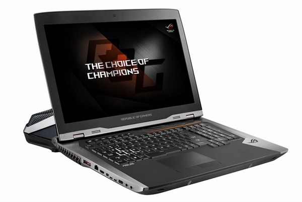 Cận cảnh laptop chơi game &quot;khủng&quot; nhất Việt Nam