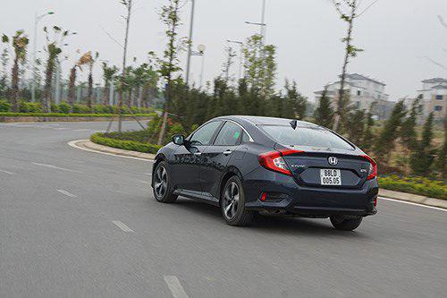 Civic 2017.