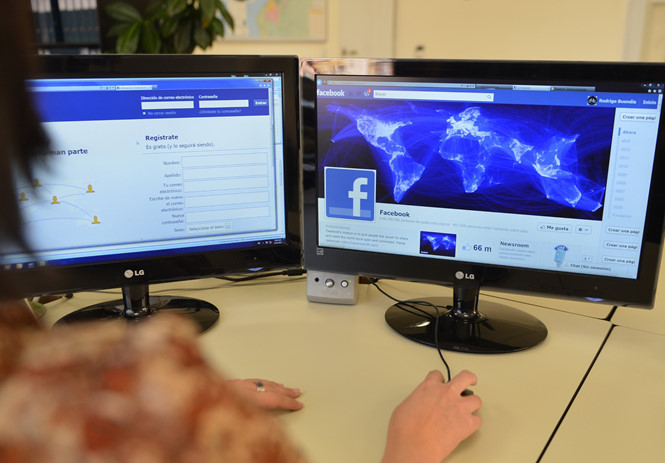 Hàng loạt fanpage Facebook lớn tại Việt Nam bất ngờ bị sập