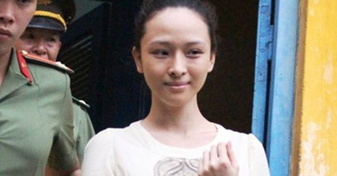 Hoa hậu Phương Nga vẫn bị cáo buộc lừa đại gia hơn 16 tỷ