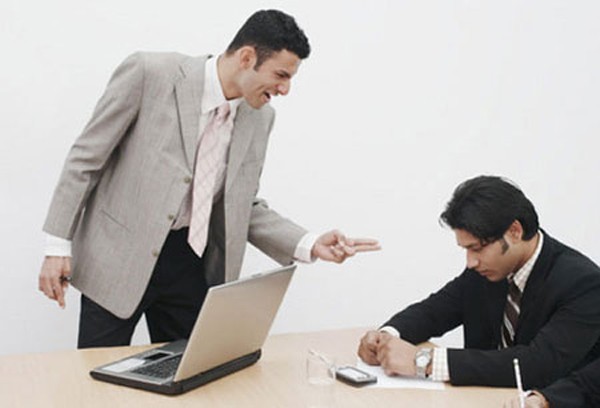 Tân Cổ học tinh hoa: Dùng chó và dùng người