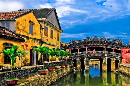 Hội An có thể làm du lịch cả bốn mùa trong năm, kể cả vào mùa mưa nơi này cũng thu hút đông đảo du khách.
