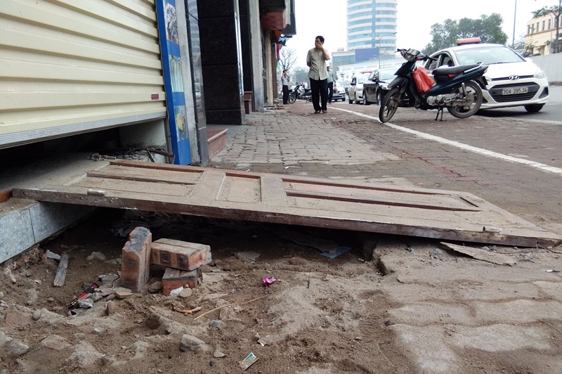 Chuyện vỉa hè… không phải  là chuyện vỉa hè