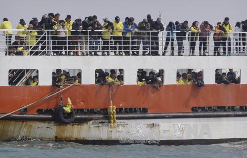 Hàn Quốc đã tiến hành trục vớt phà Sewol từ tối hôm 22/3