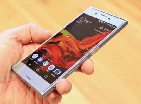 2 smartphone đình đám của Sony sắp lên kệ