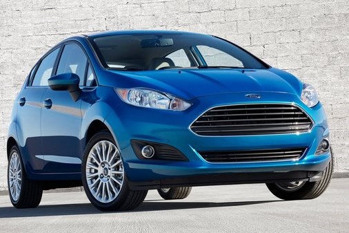 Với thiết kế thong gọn, có thể chứa tối đa số người lên tới 4-5 người. Ford Fiesta là cái tên được khá nhiều người dùng không chỉ riêng tại Mỹ mà trên toàn thế giới tin dùng.