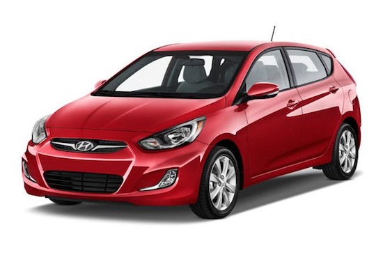 Một cái tên khác cũng từ thương hiệu xe Hàn Quốc là Hyundai Accent. Xe hiện có mức giá bán 15.580 USD (khoảng 354 triệu đồng).