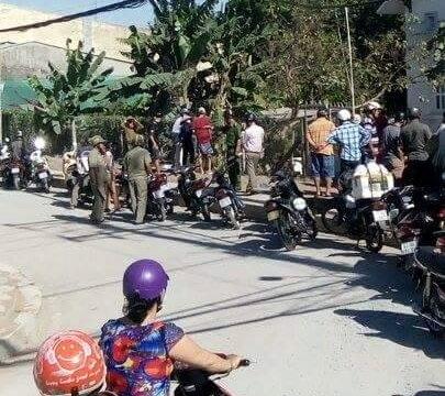 Lực lượng công an phong tỏa, điều tra hiện trường vụ án mạng