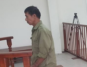 Vụ bé trai bị tôn cứa cổ: Cải tạo không giam giữ 6 tháng lái xe xích lô