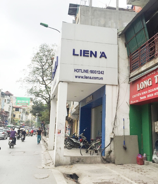 001 ngôi nhà ôm trọn vỉa hè