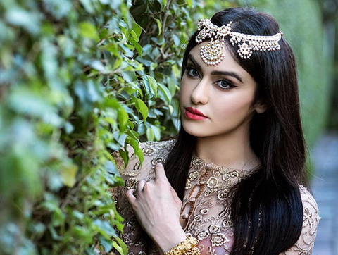 Mê mệt nhan sắc tựa nữ thần của mỹ nhân Adah Sharma