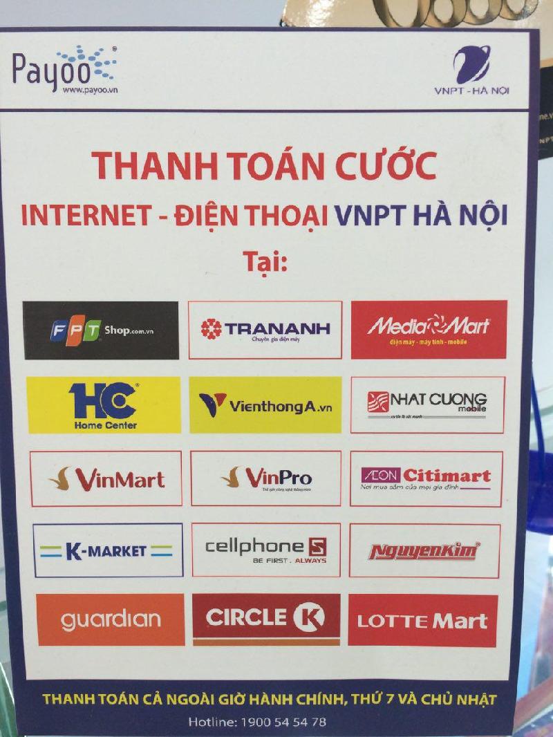 Tại các siêu thị: Một số nhà cung cấp dịch vụ viễn thông lớn như VNPT hiện đã hợp tác với nhiều hệ thống siêu thị lớn để thu cước hộ. Ví dụ tại Hà Nội, thuê bao có thể đóng cước trực tiếp tại hệ thống cửa hàng của Vinmart, K-market, Citimart, Lotte Mart, VinPro, Trần Anh, Nguyễn Kim, FPT Shop, Mediamart…Bạn có thể tranh thủ lúc đi siêu thị để thanh toán luôn.