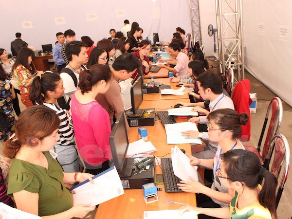 Ngành thuế sẽ mời ca sĩ, người mẫu tới xác định lại thu nhập