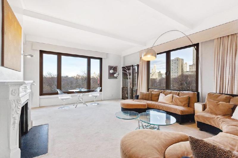 Vẻ sang trọng trong các căn hộ của khách sạn Trump hình ảnh 8 Trump Parc East (100 Central Park South) gồm 14 tầng và 79 căn hộ. Các căn hộ ở đây được thiết kế với tầm nhìn tuyệt đẹp, hướng ra Công viên trung tâm. Giá một căn hộ 4 phòng là 6,9 triệu USD. Ảnh: Nymag.