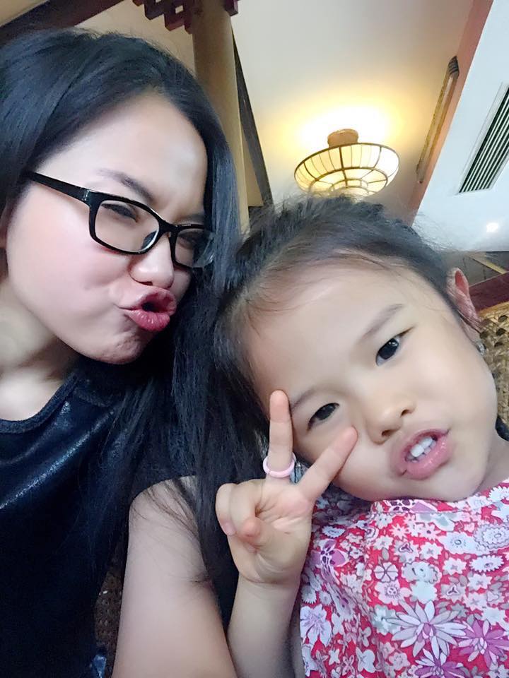 Hiện tại, dù đã ly hôn với Lâm Vinh Hải song Phương Châu vẫn tiếp tục công việc hỗ trợ cho vũ đoàn trong việc nhận, book show, sắp xếp lịch diễn. Ngoài ra, cô còn nhận lời giúp đỡ vũ công John Huy Trần về các vấn đề khác ngoài nhảy múa. Chia sẻ về cuộc sống sau nhân, người đẹp cho biết cuộc sống của cô thời điểm hiện tại đã khá ổn.  Vợ cũ dancer họ Lâm cũng cho biết, mục tiêu lớn nhất năm nay của cô là xây dựng sự nghiệp, kiếm tiền lo cho con gái. Bà mẹ 9X và con gái Kỳ Kỳ đã lên kế hoạch cho cuộc sống mới: 