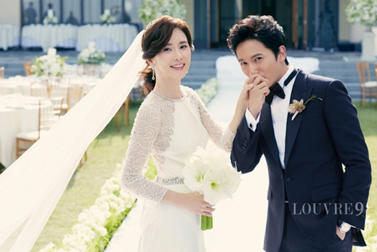 Sau khi bộ phim kết thúc, Ji Sung đã theo đuổi Lee Bo Young mặc cho lúc đầu cô không hề có thiện cảm với anh. Sau nhiều lần gặp gỡ, cả hai mới dần hiểu nhau và gắn bó suốt 6 năm trước khi làm đám cưới cuối tháng 9 năm 2013.  Hiện tại, cặp đôi đã có với nhau một bé gái và được coi là cặp vợ chồng kiểu mẫu của làng giải trí xứ Hàn.