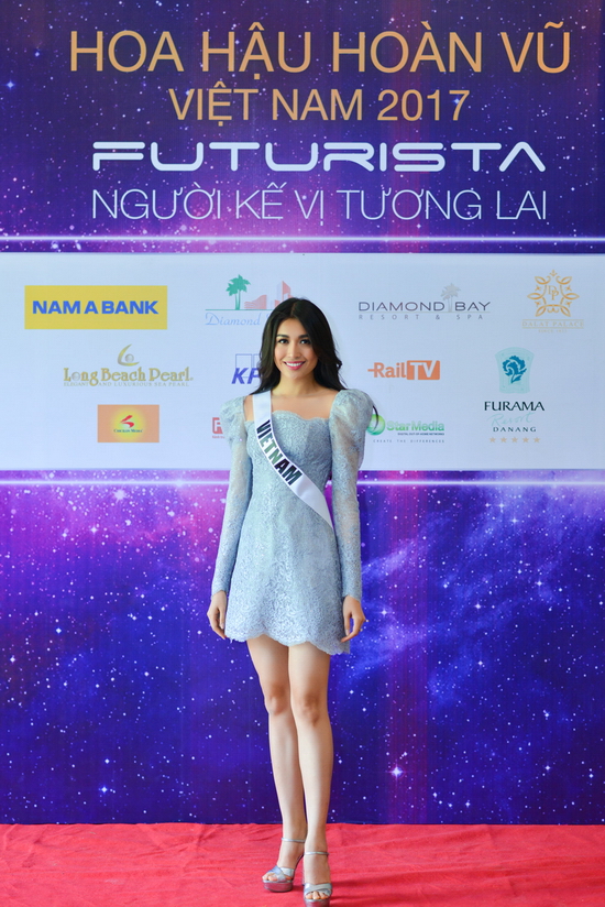 Á hậu Lệ Hằng