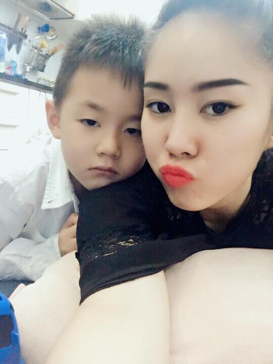 Lê Phương hạnh phúc chia sẻ lại đoạn hội thoại của con trai với người tài xế: 