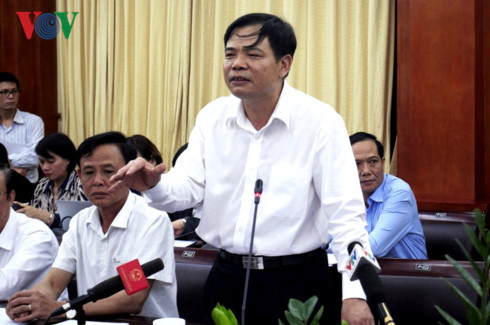 Bộ trưởng Nông nghiệp: Không nên bán tháo lợn dịp này
