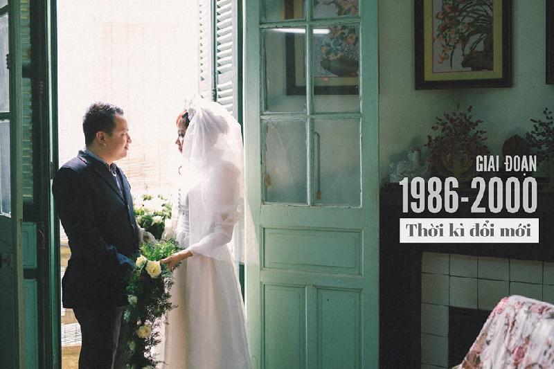 Thời gian chụp bộ ảnh là 3 ngày, ở các địa điểm như biển Hải Hòa, Thanh Hóa, Đường Lâm và loanh quanh Hà Nội. Quỳnh Anh tiết lộ bộ ảnh chỉ là một bắt đầu cho chuỗi các hoạt động thú vị liên quan đến đám cưới. Đặc biệt, video cưới sẽ 