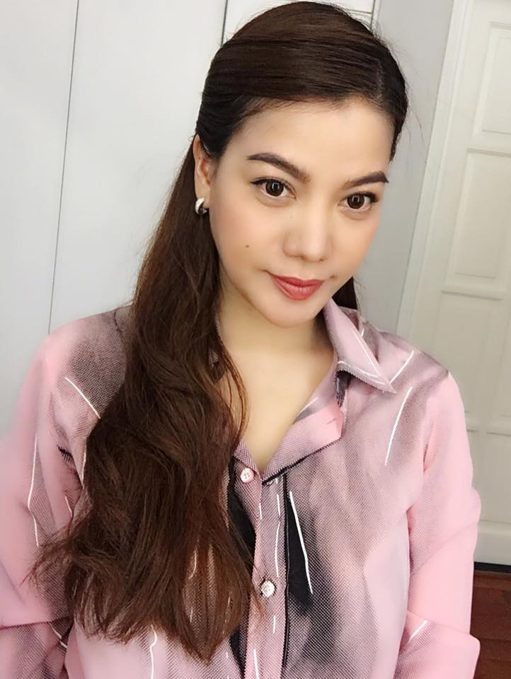 Trương Ngọc Ánh hóm hỉnh gửi lời tới mọi người: 