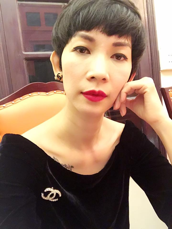Xuân Lan than thở: 