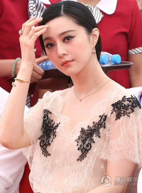 Phạm Băng Băng rất chú ý về việc chăm sóc làn da của mình