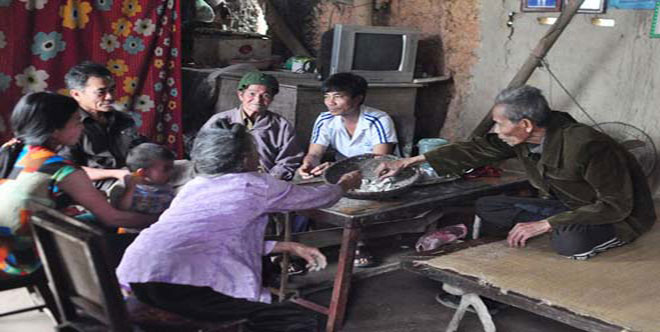 Ngôi làng chuyên &quot;ăn đất&quot; độc nhất vô nhị ở Việt Nam