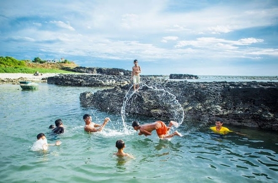 Lý Sơn luôn mang trong mình vẻ đẹp hoang sơ .