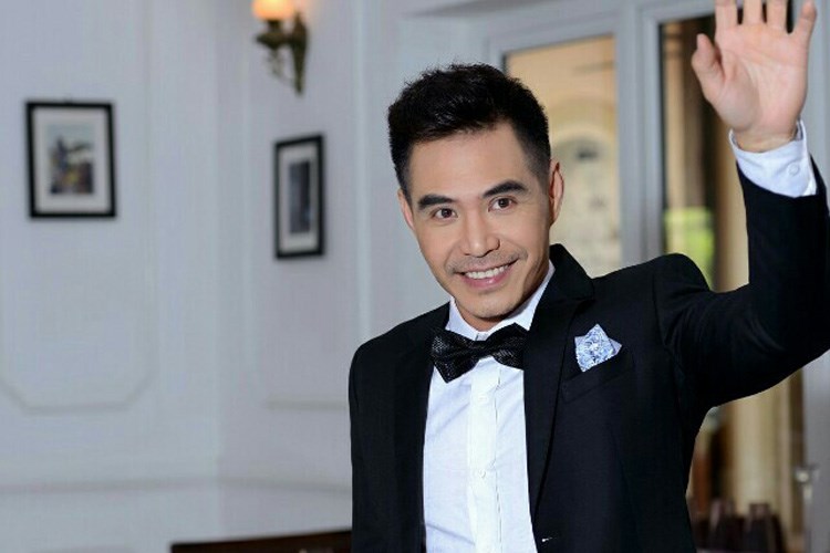  Diễn viên Trung Dũng từng có phát ngôn khá sốc về giới tính thứ ba và tình yêu đồng giới. Không ít khán giả đã đặt nghi vấn về giới tính của nam diễn viên này khi anh đóng vai đồng tính trong bộ phim “Lạc giới” năm 2014. Ảnh: FBNV 