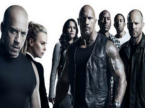5 lý do khiến Fast &amp; Furious 8 xứng đáng là 'ông hoàng phim hành động' năm 2017