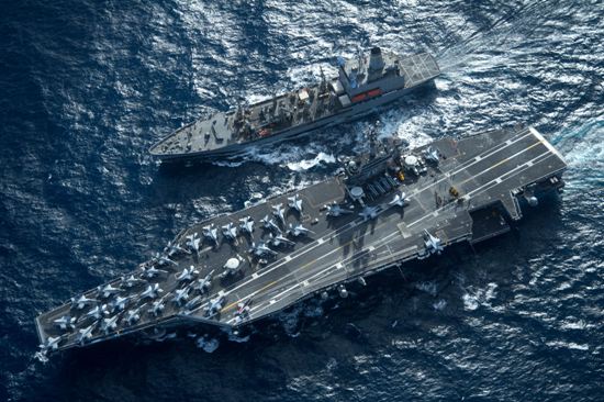Tàu sân bay USS Carl Vinson