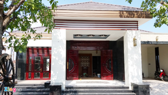 Tháo dỡ biệt thự xây trái phép của TGĐ công ty cấp nước?