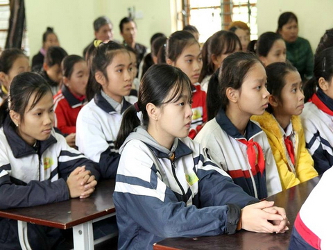 30 suất học bổng dành tặng học sinh Bắc Giang từ chương trình học bổng Niềm Tin Việt