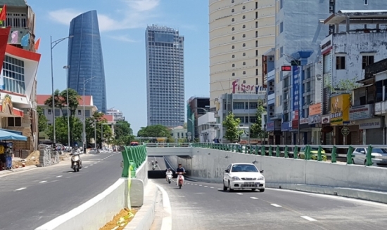 Thông xe hầm chui cầu sông Hàn: Giảm nhiệt giờ cao điểm