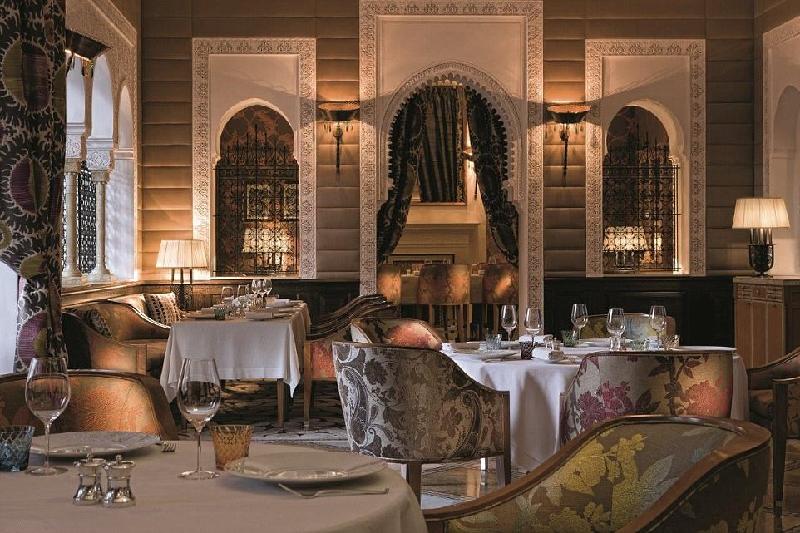 Royal Mansour mang vẻ đẹp xa hoa, lộng lẫy khiến bất cứ du khách nào cũng phải trầm trồ kinh ngạc.