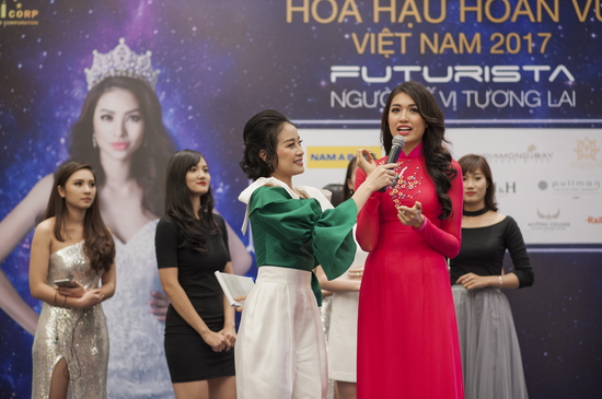 Á hậu Lệ Hằng cũng chia sẻ những kỷ niệm đẹp về khoảng thời gian tham gia Hoa hậu Hoàn vũ, cô tiết lộ mơ ước về một cuộc sống tương lai với nhiều thành công trong sự nghiệp và gia đình, có nhiều sức khỏe để cống hiến cho xã hội, đặc biệt cô chia sẻ điều bí mật là mong muốn có nhiều con, ước mơ sẽ có con sinh đôi – một trai một gái.