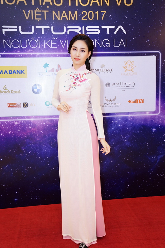 Á hậu Trà My tái xuất với Hoa hậu Hoàn vũ với sự tươi trẻ cùng vóc dáng thon thả xinh đẹp, cô cho biết rất hạnh phúc khi có dịp hội ngộ cùng các Hoa hậu, Á hậu Hoa hậu Hoàn vũ, chặng đường tham gia cuộc thi cũng đã rèn luyện cho Trà My trở thành cô gái chín chắn và trưởng thành hơn, thành công đó cô lấy làm động lực để hoàn thiện bản thân.