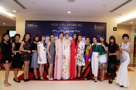 Chương trình tọa đàm “Futurista – Người kế vị tương lai” tại Hà Nội đã kết thúc thành công, để lại nhiều dư âm tốt đẹp trong lòng những người đến tham dự. Hành trình “Futurista – Người kế vị tương lai” tiếp theo sẽ dừng chân tại Hải Phòng (20/4) và Cần Thơ (26/4), hứa hẹn sẽ hấp dẫn và nhiều bất ngờ hơn nữa.