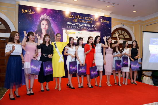 Lệ Hằng cũng “thừa nhận” con gái Hải Phòng rất tự tin và xinh đẹp, khiến cô cảm thấy hào hứng hơn để chia sẻ những kinh nghiệm, bí quyết của mình.
