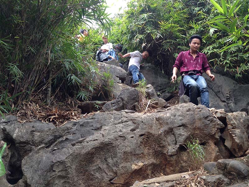 núi Bài Thơ, nóc nhà Hạ Long, Quảng Ninh, giới trẻ