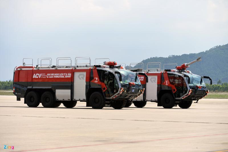 Toàn cảnh nhà ga quốc tế Đà Nẵng 3.500 tỷ sắp khánh thành hình ảnh 18 Trước đó, Cảng hàng không quốc tế Đà Nẵng cũng đã đưa vào những chiếc xe cứu hỏa hiện đại tại sân đỗ, đáp ứng tiêu chuẩn quốc tế.