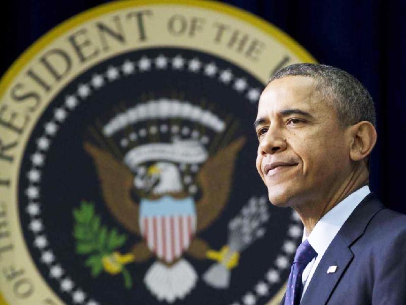 Cựu Tổng thống Barack Obama nhận bằng tiến sĩ Luật loại xuất sắc của Harvard năm 1991. Dù không còn tại nhiệm, ông vẫn có sức ảnh hưởng to lớn và được dân chúng kính trọng. Phu nhân Michelle của ông cũng tốt nghiệp tiến sĩ Luật từ Harvard, khóa 1988. Ảnh: AP.