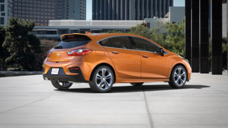 Chevrolet Cruze 2018 Diesel chốt giá từ 567 triệu đồng