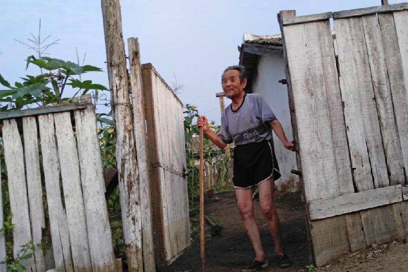 Anh cho biết: “Ở Triều Tiên gần như không có người béo, tất cả đều rất gầy”.