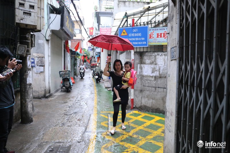 Độc đáo &quot;tuyến đường BRT&quot; trong ngõ đầu tiên tại Hà Nội