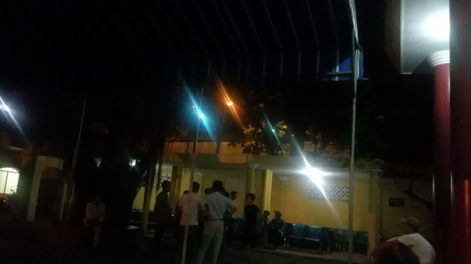 Hà Nội: Hỗn chiến trên bàn nhậu, một người bị đâm tử vong