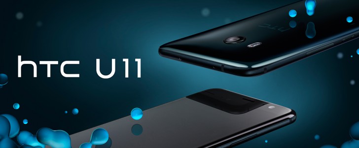 HTC U11 cũng là smartphone được trang bị khả năng chống thấm nước, chống bụi theo chuẩn IP67 không thấm nước và đi kèm với thiết kế bề mặt lỏng mà chúng ta thường thấy trong các điện thoại HTC U trước đây, với vật liệu bằng nhôm và thủy tinh. Điều đáng tiếc là smartphone cao cấp này chưa đạt đến chuẩn IP68 (tiêu chuẩn cao nhất hiện nay về khả năng chống bụi, chống thấm nước) mà các đối thủ cao cấp khác như Galaxy S8 của Samsung, LG G6 … đã sở hữu.